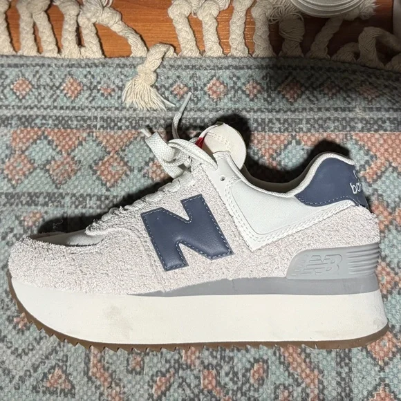 New Balance 574 Lift - Picture 1 of 4